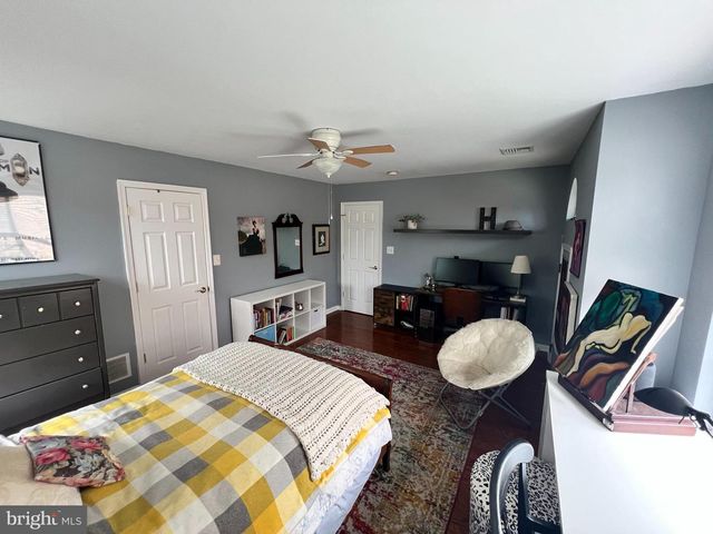 1506 E MERMAID LN, Wyndmoor, PA 19038