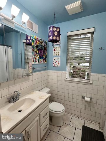 1506 E MERMAID LN, Wyndmoor, PA 19038