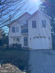 1506 E MERMAID LN, Wyndmoor, PA 19038