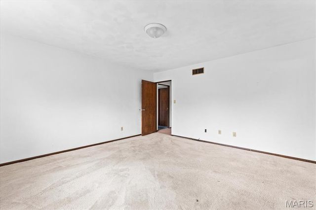 100 Mascoutah Avenue, Belleville, IL 62220
