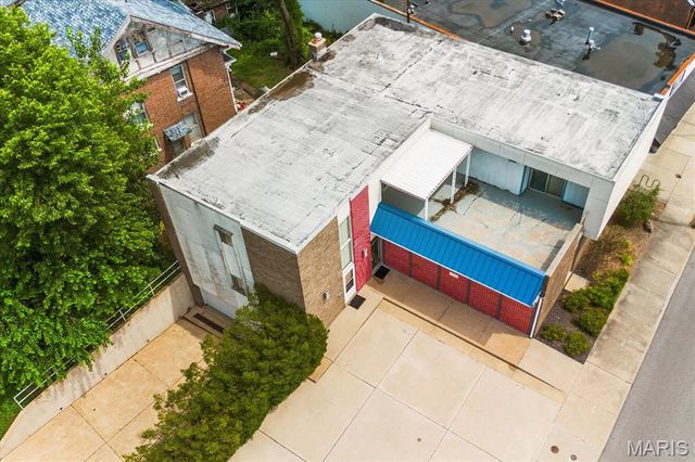 100 Mascoutah Avenue, Belleville, IL 62220