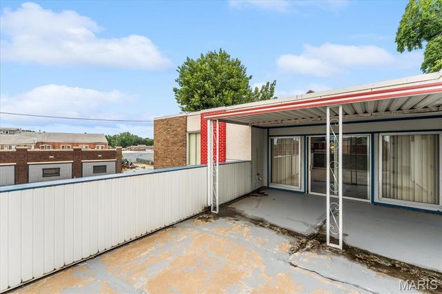 100 Mascoutah Avenue, Belleville, IL 62220
