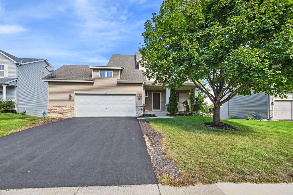 1096 Danube Avenue, Shakopee, MN 55379 — photo 2