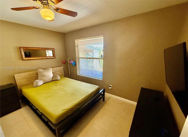 15300 SW 106th Ter 515, Miami, FL 33196