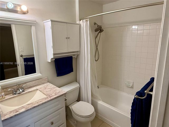 15300 SW 106th Ter 515, Miami, FL 33196