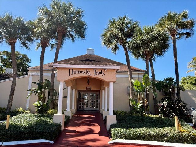 15300 SW 106th Ter 515, Miami, FL 33196