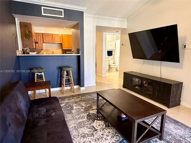 15300 SW 106th Ter 515, Miami, FL 33196