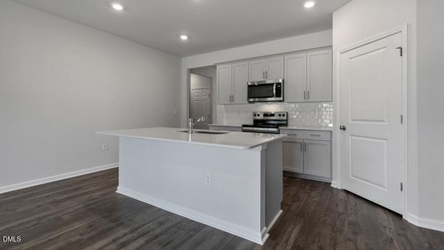 533 Swift Creek Farm Lane, Clayton, NC 27520