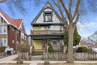 2610 N 10th STREET, Milwaukee, WI 53206