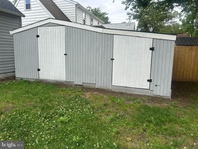 29 5TH AVE SW, Glen Burnie, MD 21061