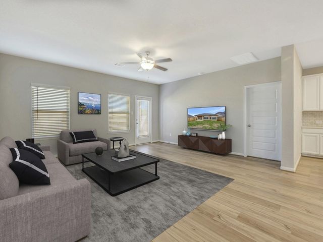 410 Gram Hill Drive, Montgomery, TX 77316