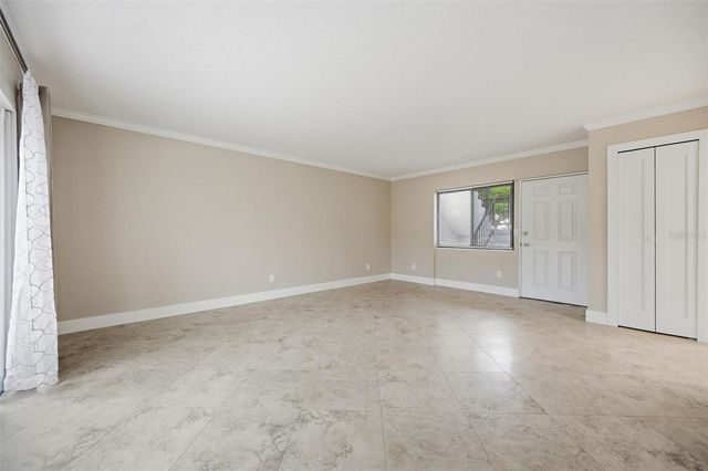 171 GOLDEN GATE POINT, Sarasota, FL 34236