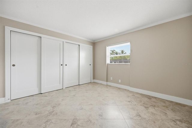 171 GOLDEN GATE POINT, Sarasota, FL 34236