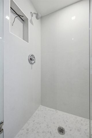 171 GOLDEN GATE POINT, Sarasota, FL 34236