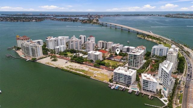 171 GOLDEN GATE POINT, Sarasota, FL 34236