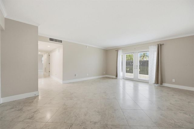 171 GOLDEN GATE POINT, Sarasota, FL 34236