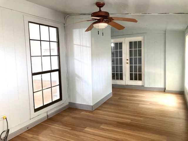 2404 Sutton Drive, Arlington, TX 76018