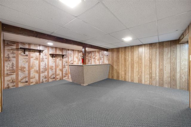 332 Carter Street NW, Cedar Rapids, IA 52405