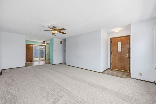 332 Carter Street NW, Cedar Rapids, IA 52405