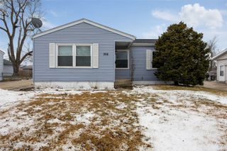 332 Carter Street NW, Cedar Rapids, IA 52405
