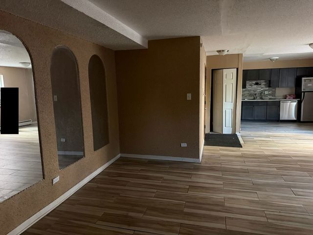 950 E 86th Street 105, Chicago, IL 60619