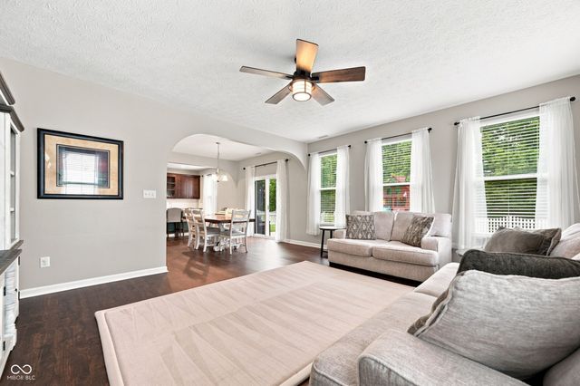 1535 Bearcub Lane, Avon, IN 46123