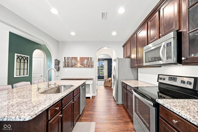 1535 Bearcub Lane, Avon, IN 46123