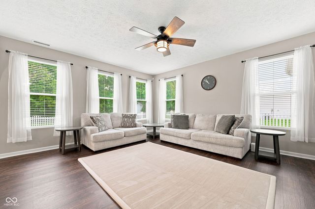 1535 Bearcub Lane, Avon, IN 46123