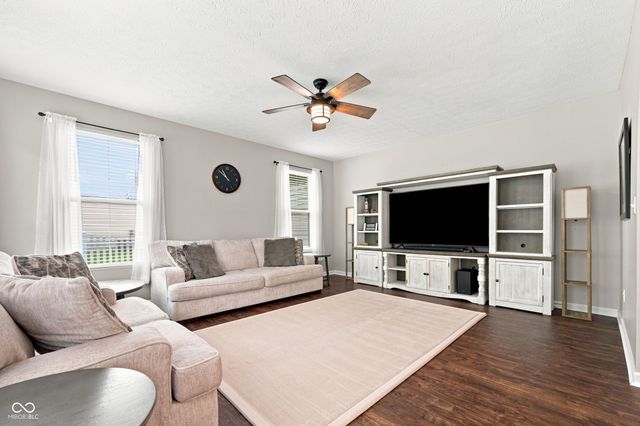 1535 Bearcub Lane, Avon, IN 46123