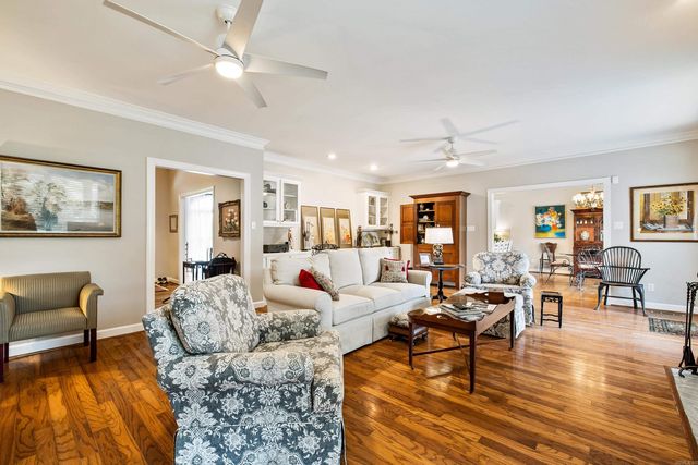 45 Durance Drive, Little Rock, AR 72223