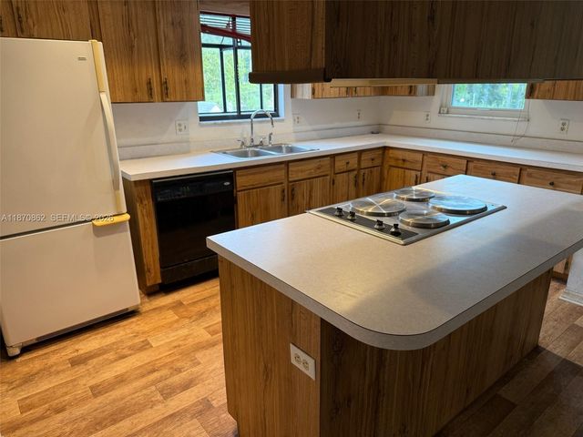 9720 SW 130th Avenue, Dunnellon, FL 34432