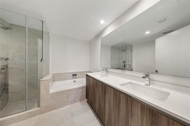 488 NE 18th Street 3715, Miami, FL 33132
