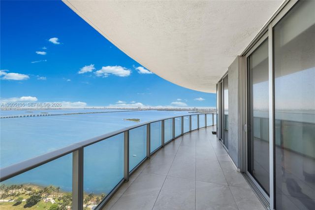 488 NE 18th Street 3715, Miami, FL 33132