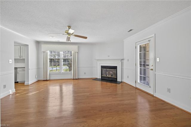 223 River Point DR, Suffolk, VA 23434