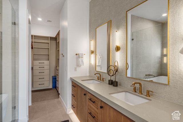 833 W SAVOY LN, St. George, UT 84790