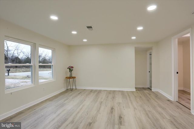 393 SHERWOOD DRIVE, Carlisle, PA 17015