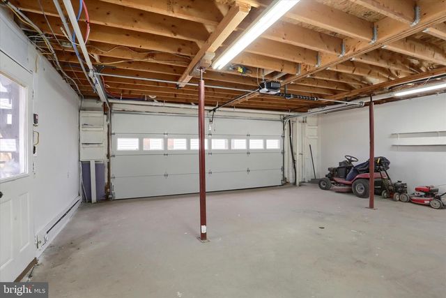 393 SHERWOOD DRIVE, Carlisle, PA 17015