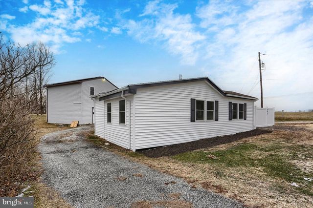 393 SHERWOOD DRIVE, Carlisle, PA 17015