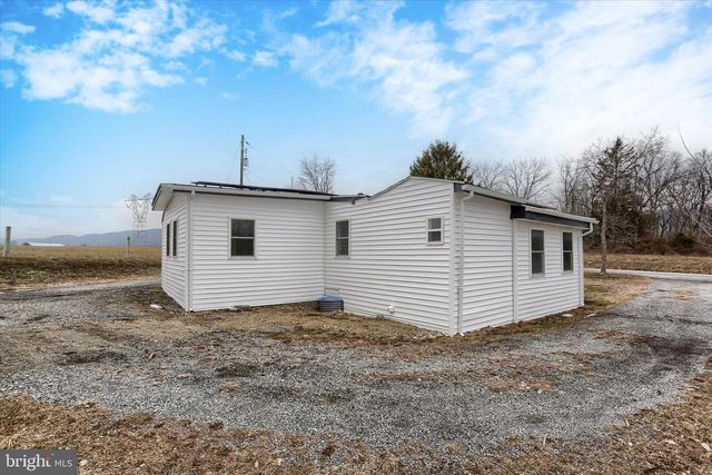 393 SHERWOOD DRIVE, Carlisle, PA 17015