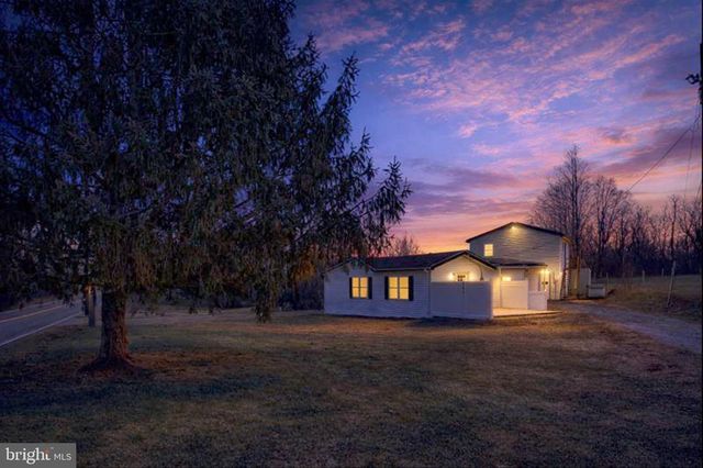 393 SHERWOOD DRIVE, Carlisle, PA 17015