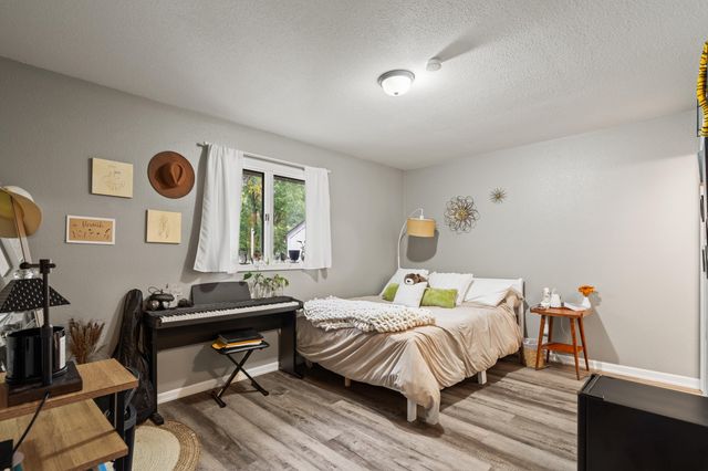 453 FOXFIRE DR, Columbia, MO 65201