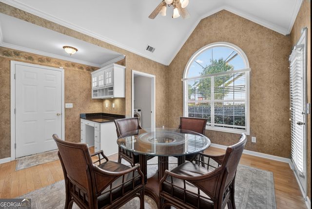 2111 Vintage Oaks Drive, Loganville, GA 30052