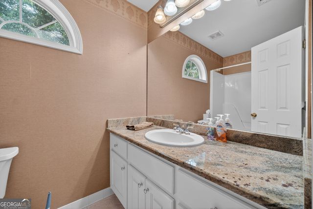 2111 Vintage Oaks Drive, Loganville, GA 30052