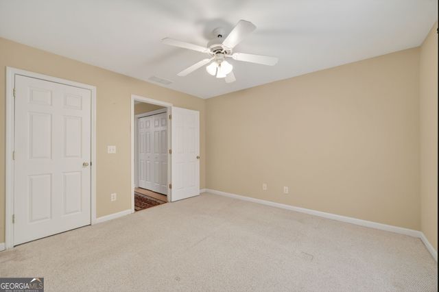 2111 Vintage Oaks Drive, Loganville, GA 30052