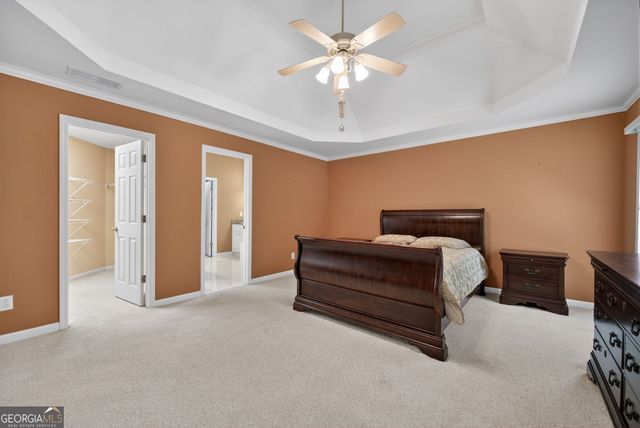 2111 Vintage Oaks Drive, Loganville, GA 30052