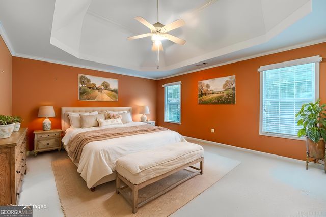 2111 Vintage Oaks Drive, Loganville, GA 30052