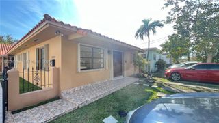 2820 SW 25th St 2820, Miami, FL 33133