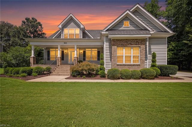 1821 Mayberry DR, Virginia Beach, VA 23456
