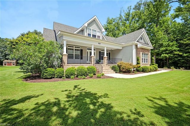 1821 Mayberry DR, Virginia Beach, VA 23456