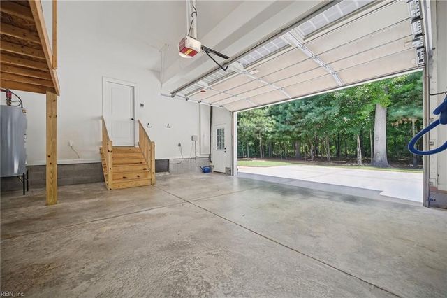 1821 Mayberry DR, Virginia Beach, VA 23456